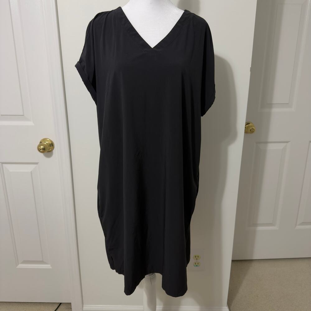 Casual Black V-Neck Dress